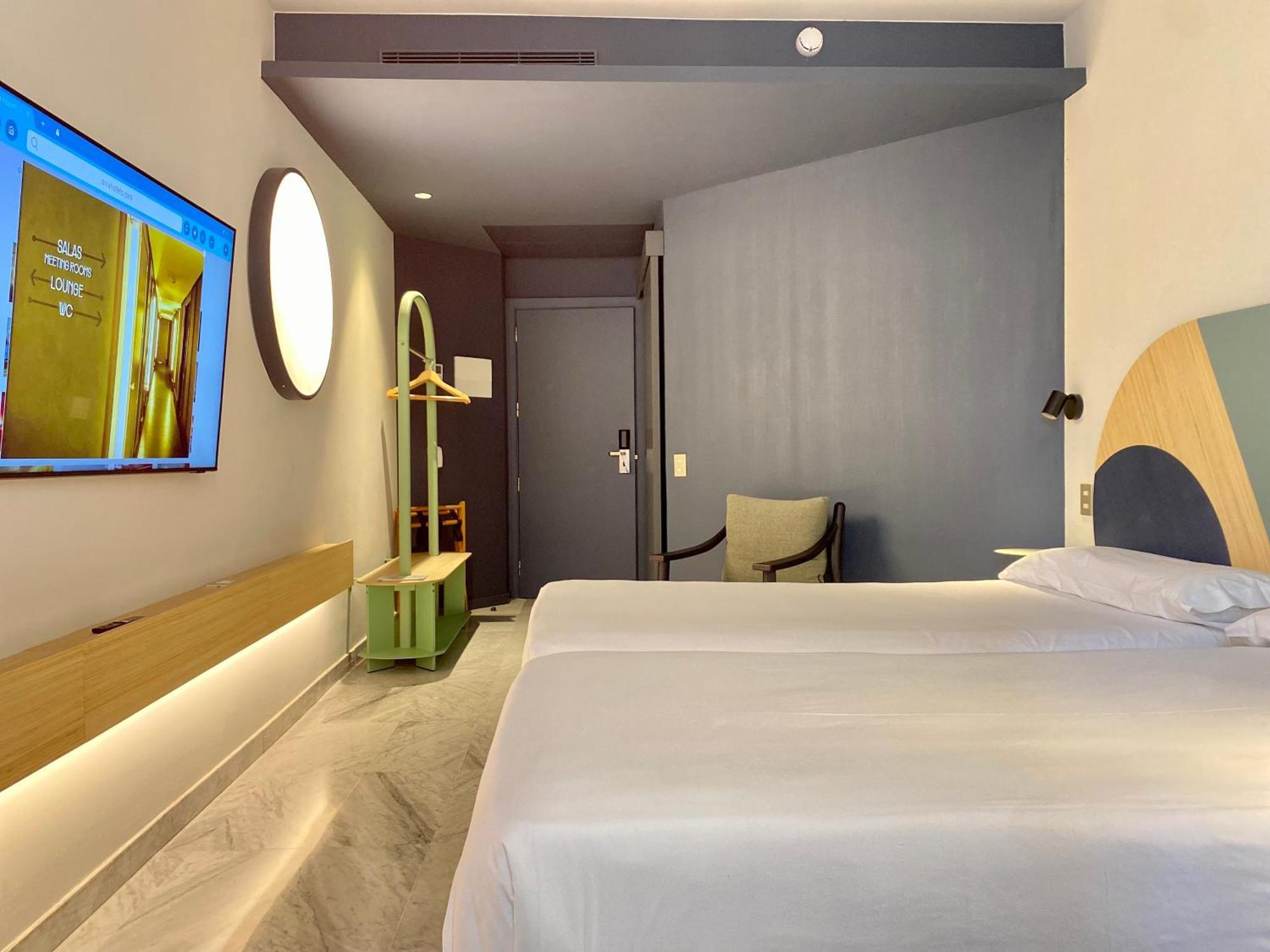 Hotel Onix Fira 3*